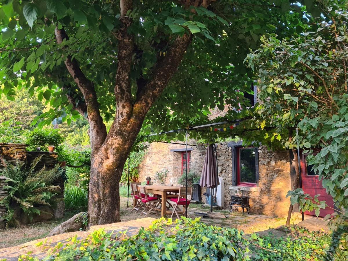 Hotel Shanti Nilayam à Frayssines Extérieur photo