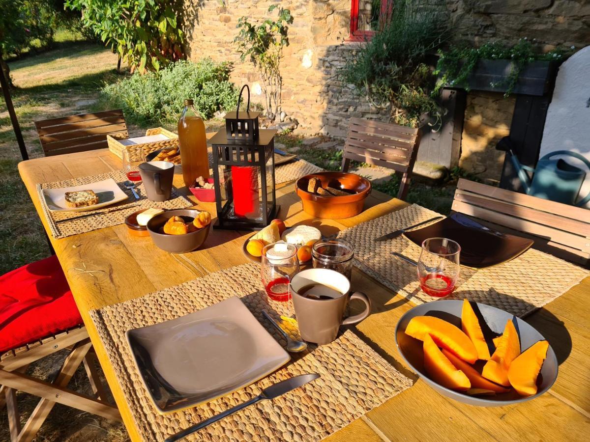 Shanti Nilayam Frayssines Extérieur photo